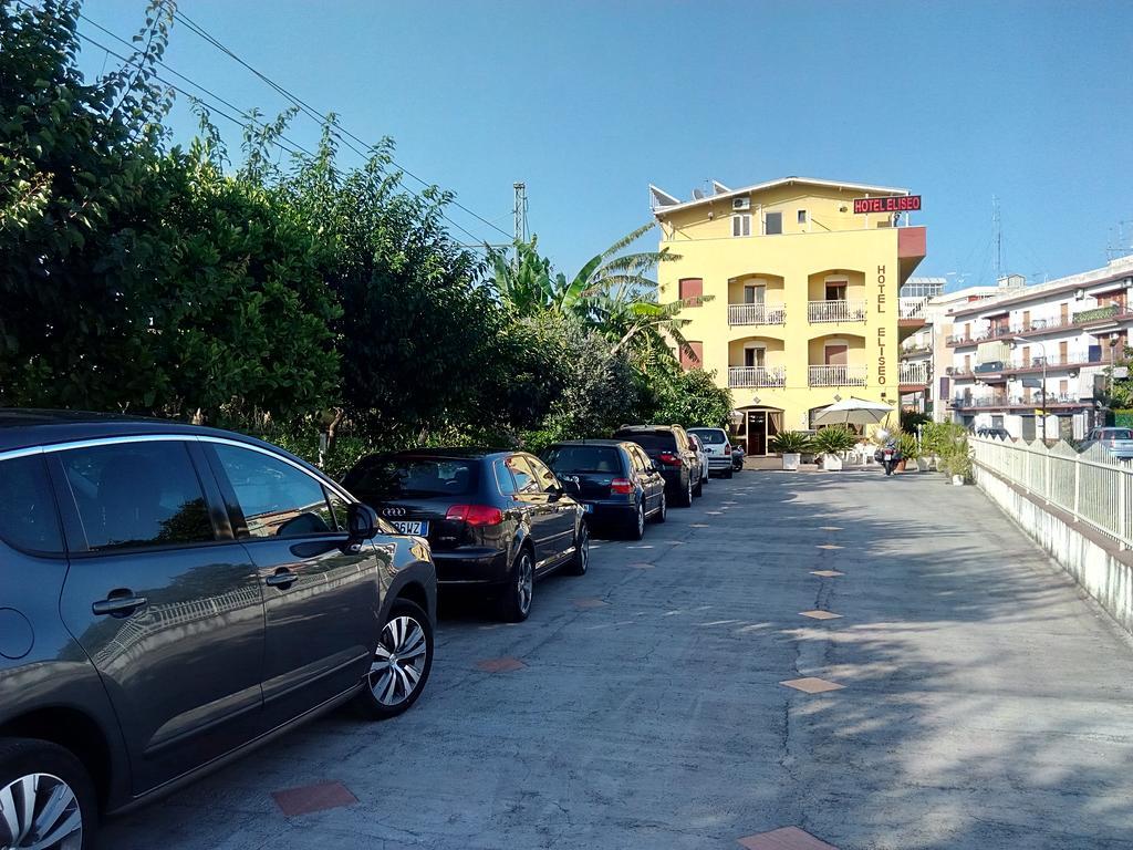 Hotel Eliseo Giardini-Naxos Buitenkant foto