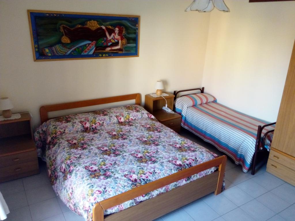 Hotel Eliseo Giardini-Naxos Buitenkant foto