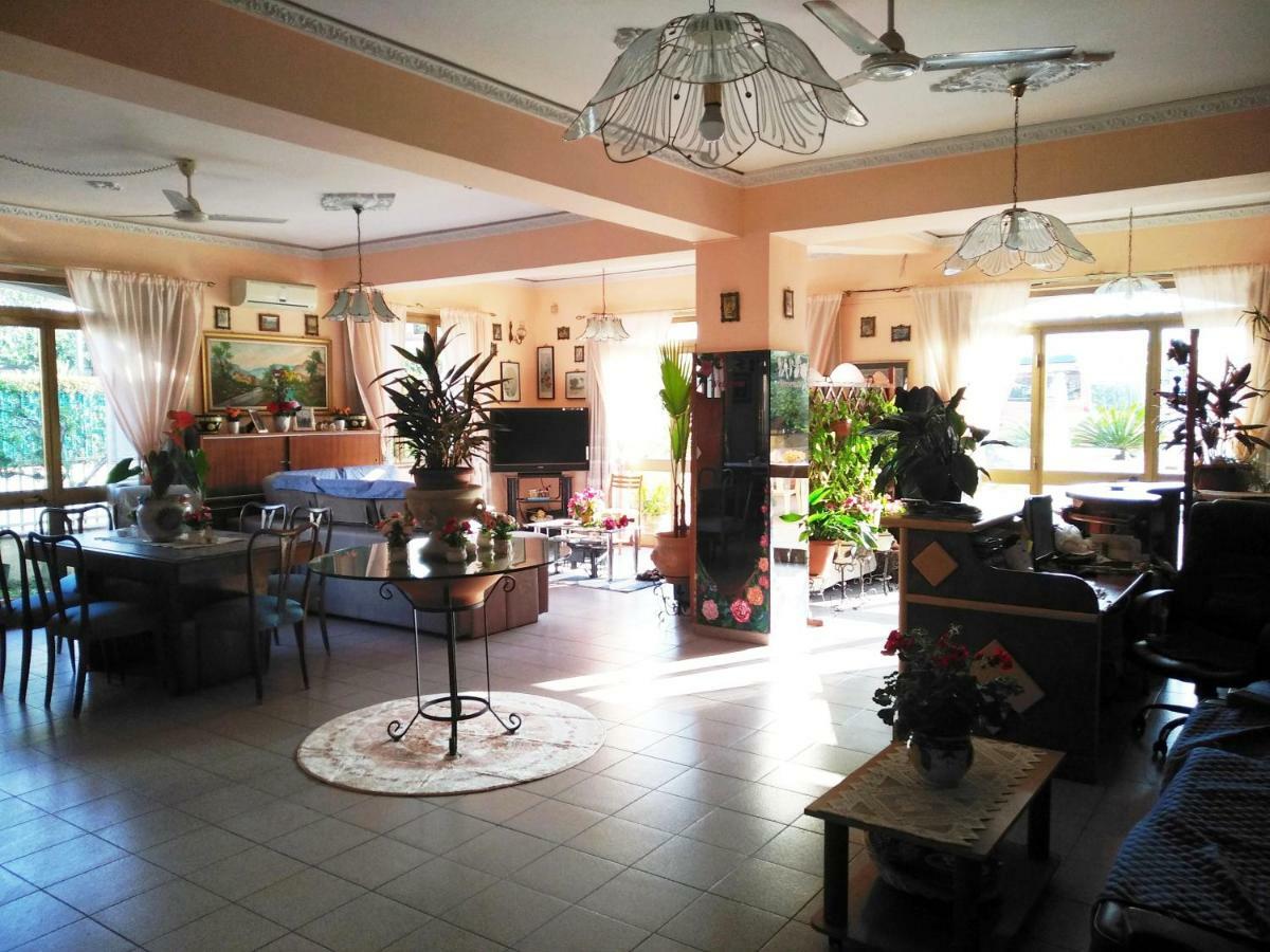 Hotel Eliseo Giardini-Naxos Buitenkant foto